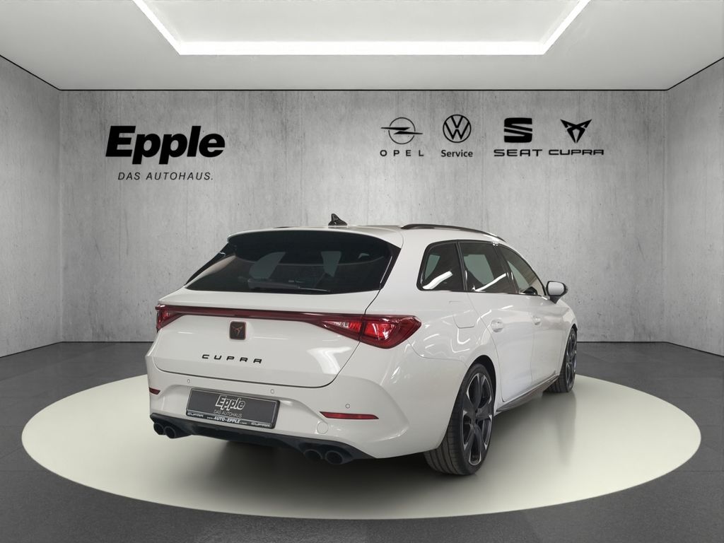 Cupra Leon 2023 г. Белый, пробег 26603 км