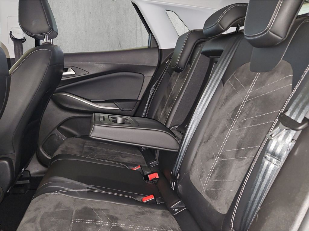 Opel GRANDLAND (X) 2023 г. Чёрный, пробег 38775 км