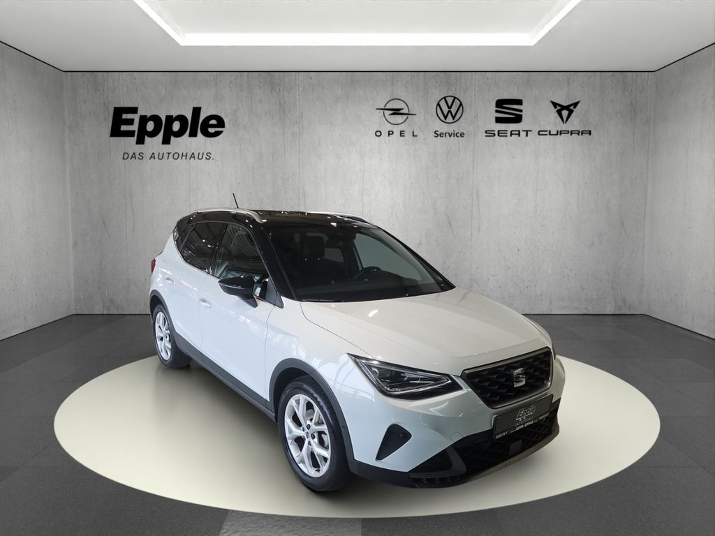 SEAT Arona 2023 г. Белый, пробег 44629 км