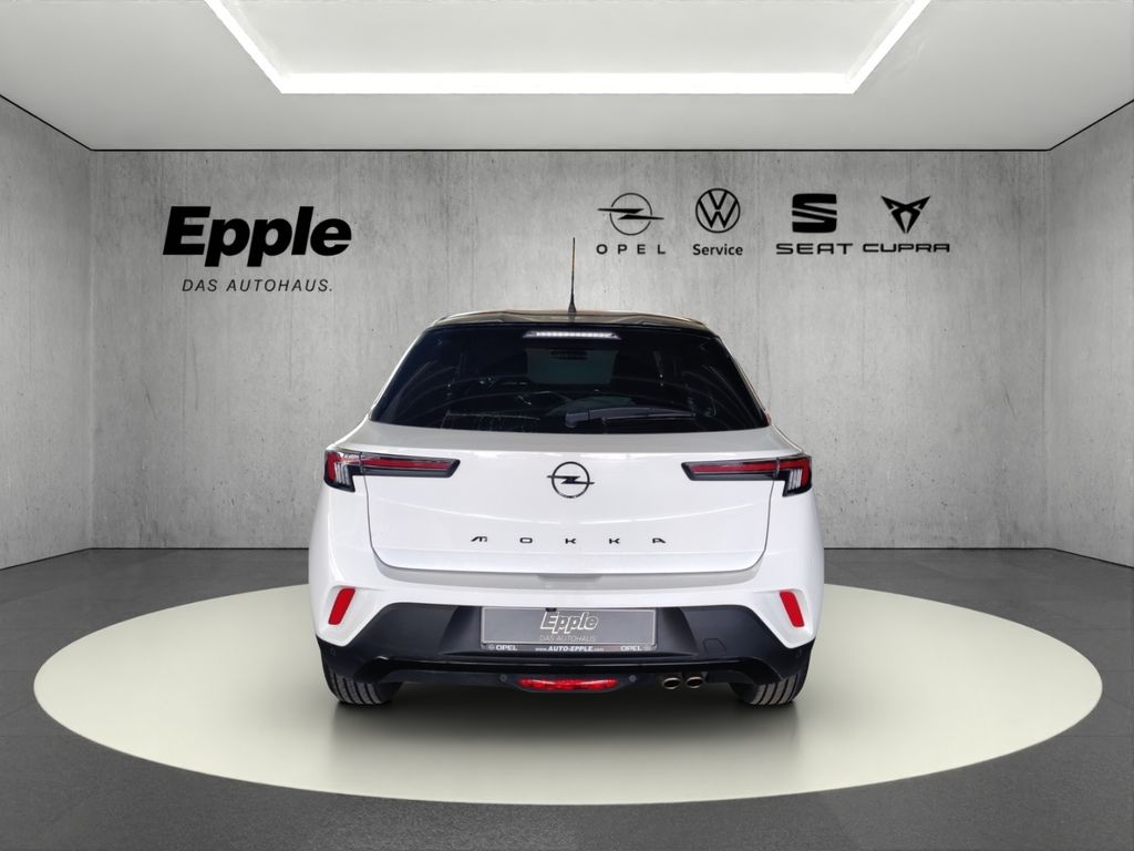 Opel Mokka 2022 г. Белый, пробег 44621 км