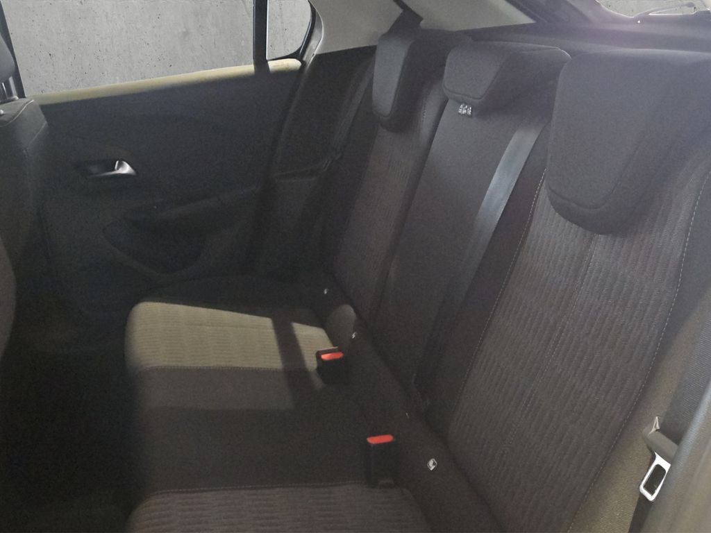 Opel Corsa 2023 г. Серебристый, пробег 59902 км
