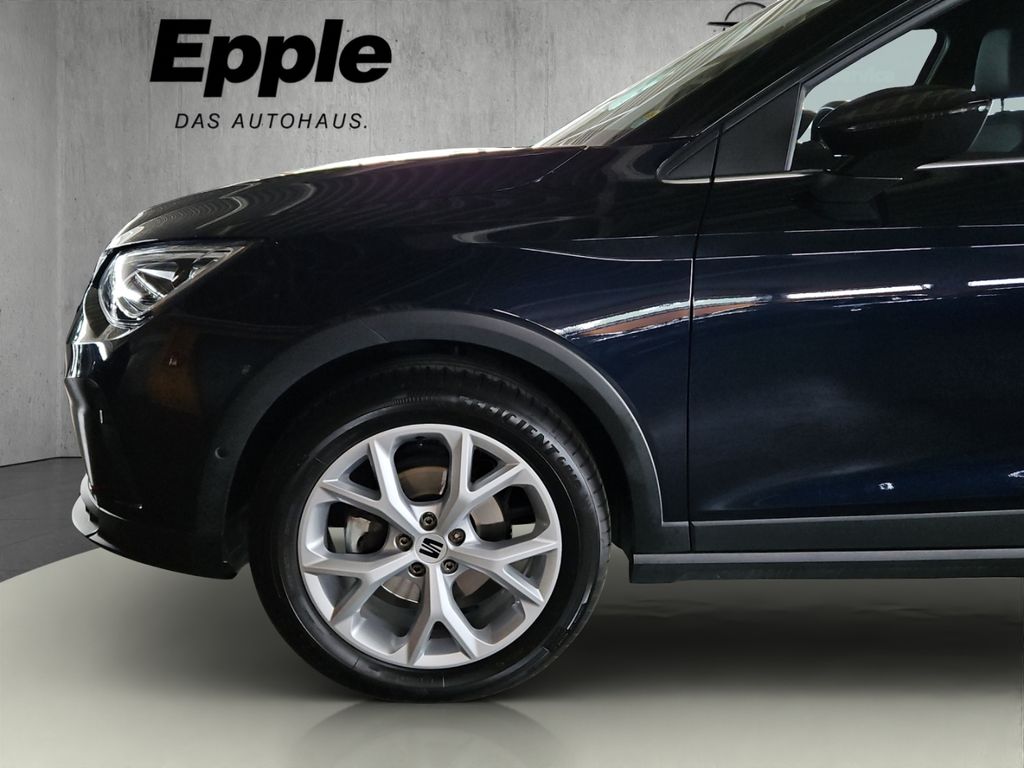 SEAT Arona 2022 г. Синий, пробег 35600 км