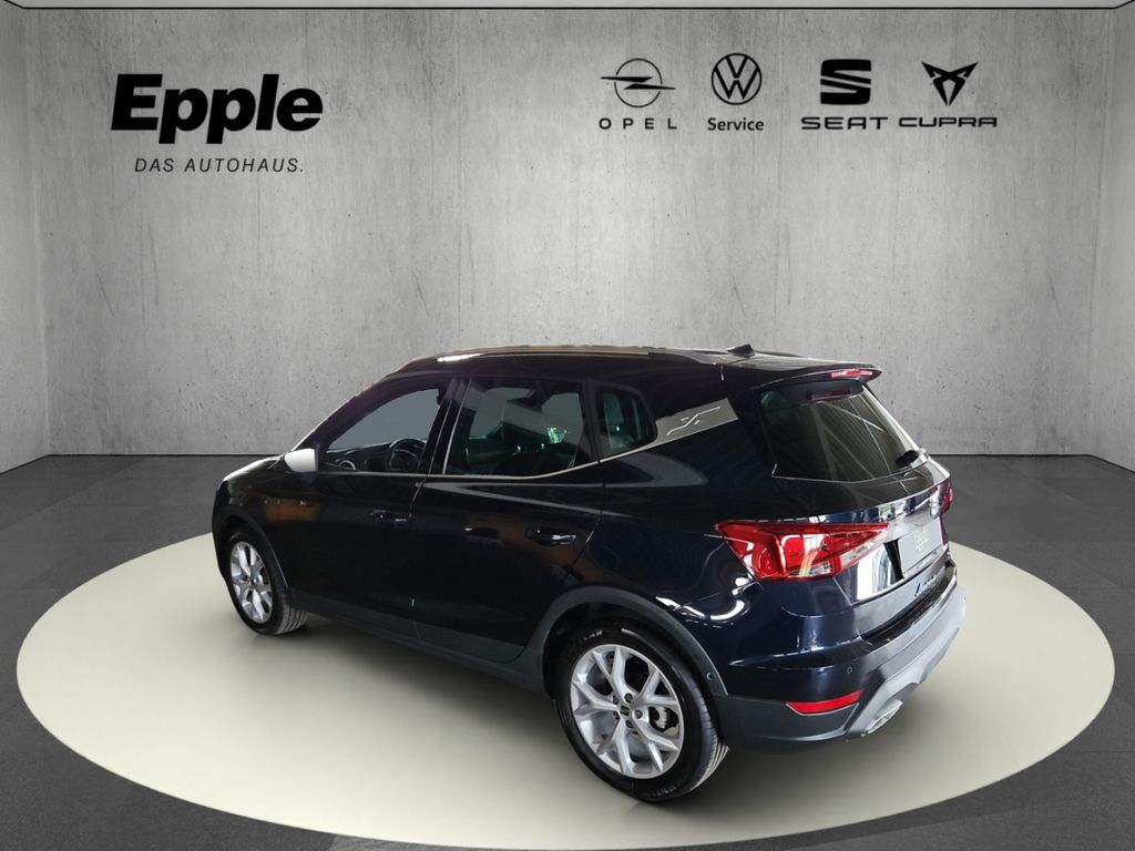 SEAT Arona 2022 г. Синий, пробег 35600 км