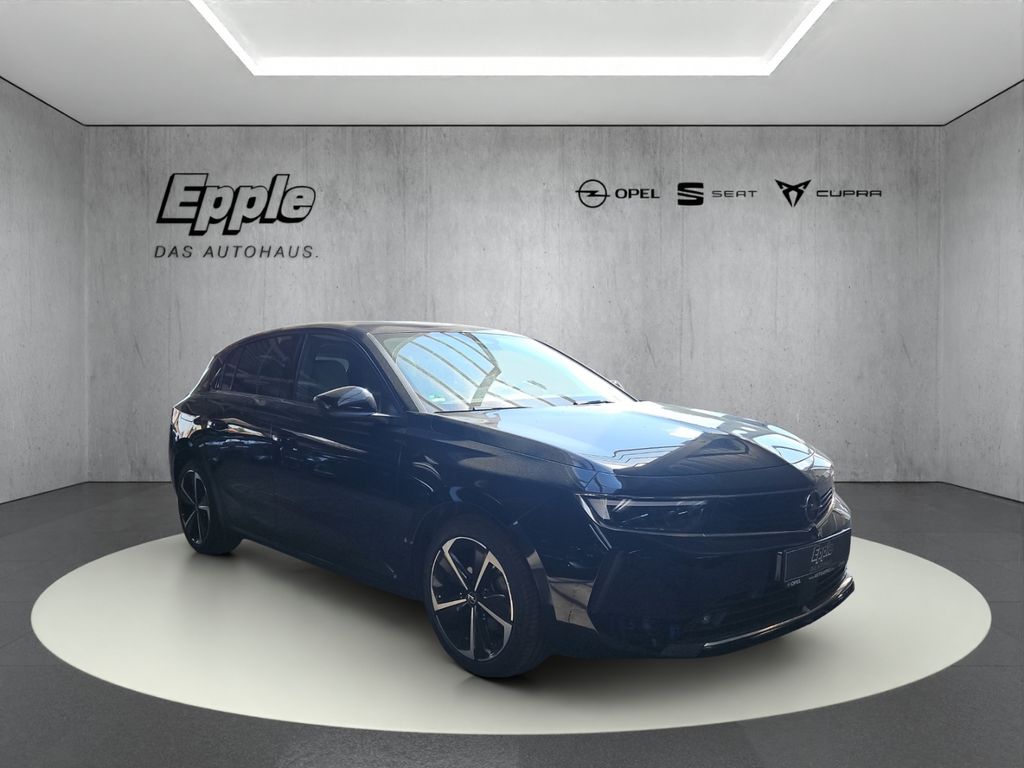 Opel Astra 2023 г. Чёрный, пробег 57720 км