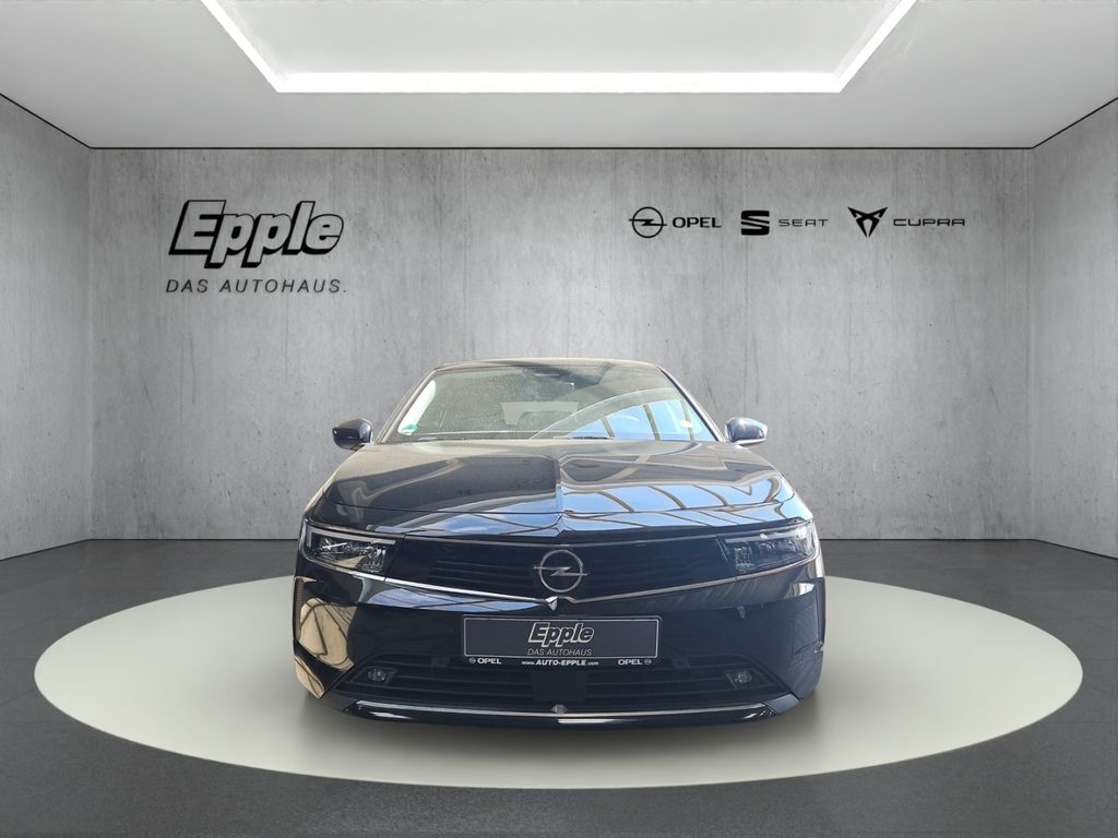 Opel Astra 2023 г. Чёрный, пробег 57720 км