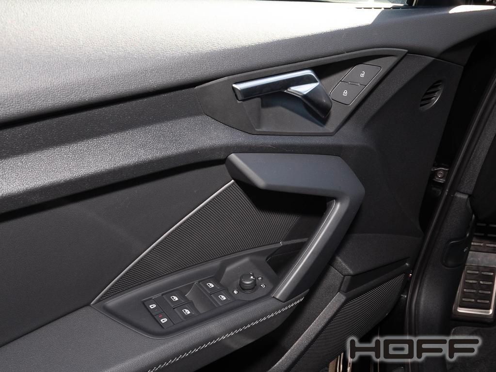 Audi A3 2023 г. Чёрный, пробег 41000 км