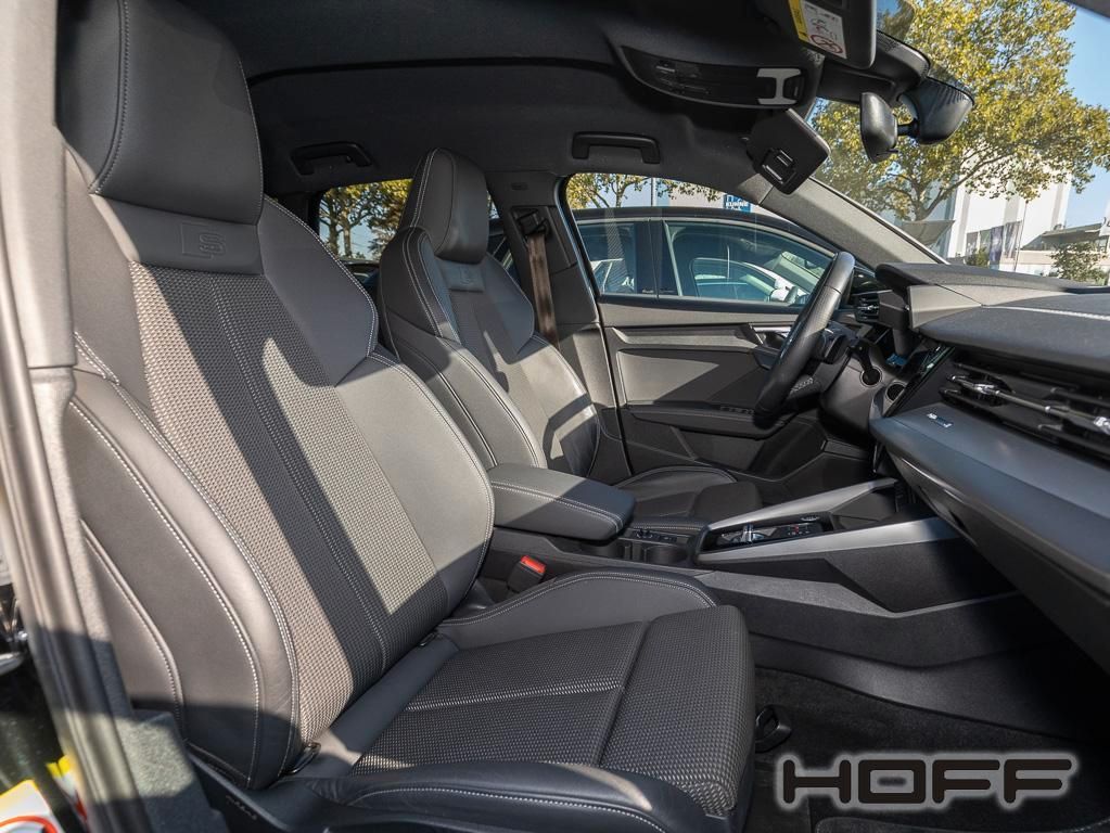Audi A3 2023 г. Чёрный, пробег 41000 км