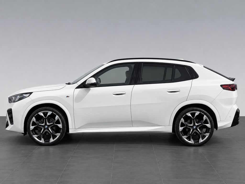 BMW X2 2025 г. Белый, пробег 54790 км