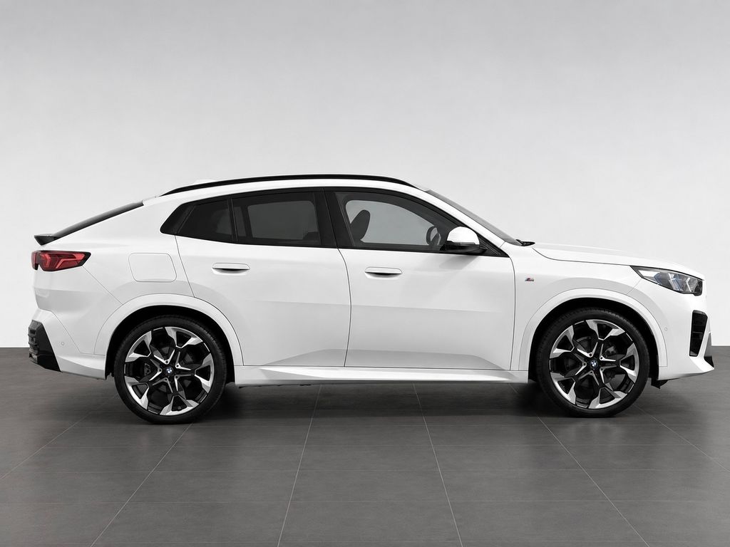 BMW X2 2025 г. Белый, пробег 54790 км
