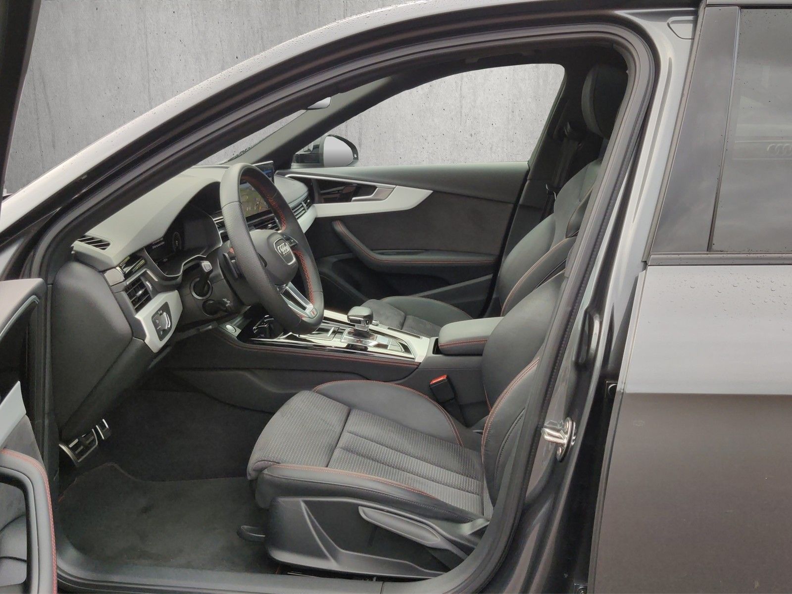 Audi A4 2023 г. Серый, пробег 54900 км