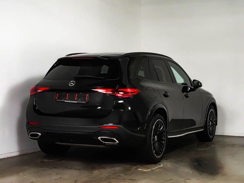 Mercedes-Benz GLC 300 2025 г. Чёрный, пробег 13736 км