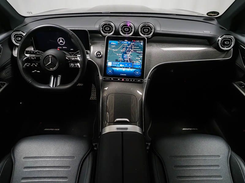 Mercedes-Benz GLC 300 2025 г. Чёрный, пробег 13736 км