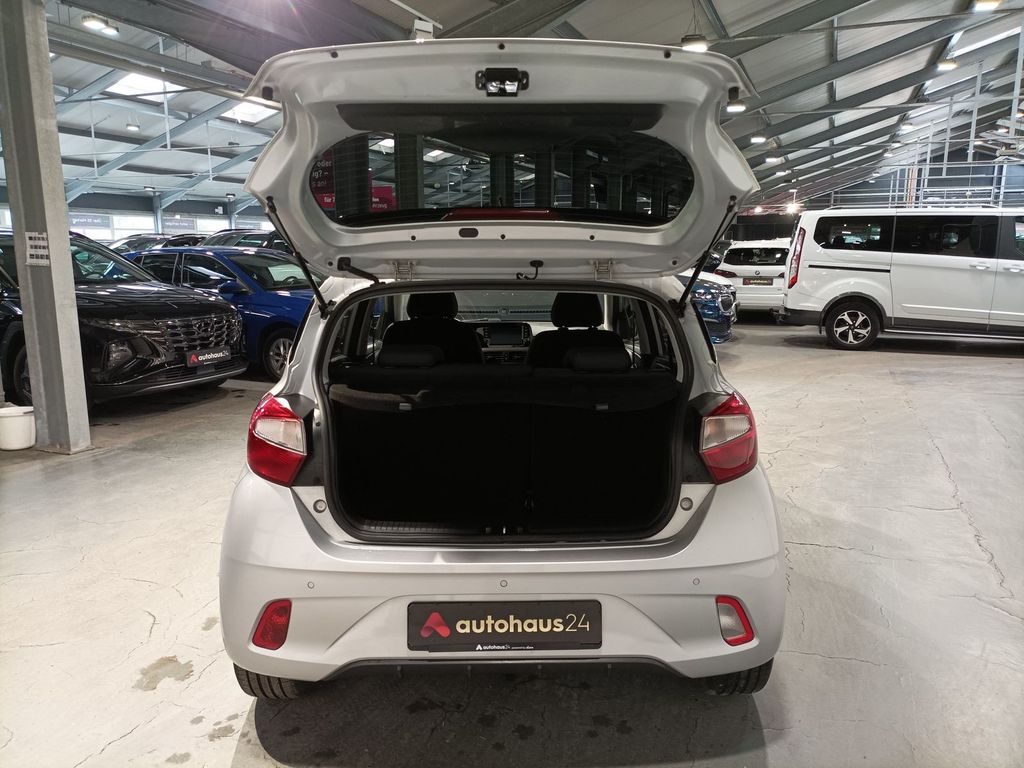 Hyundai i10 2021 г. Серебристый, пробег 49152 км