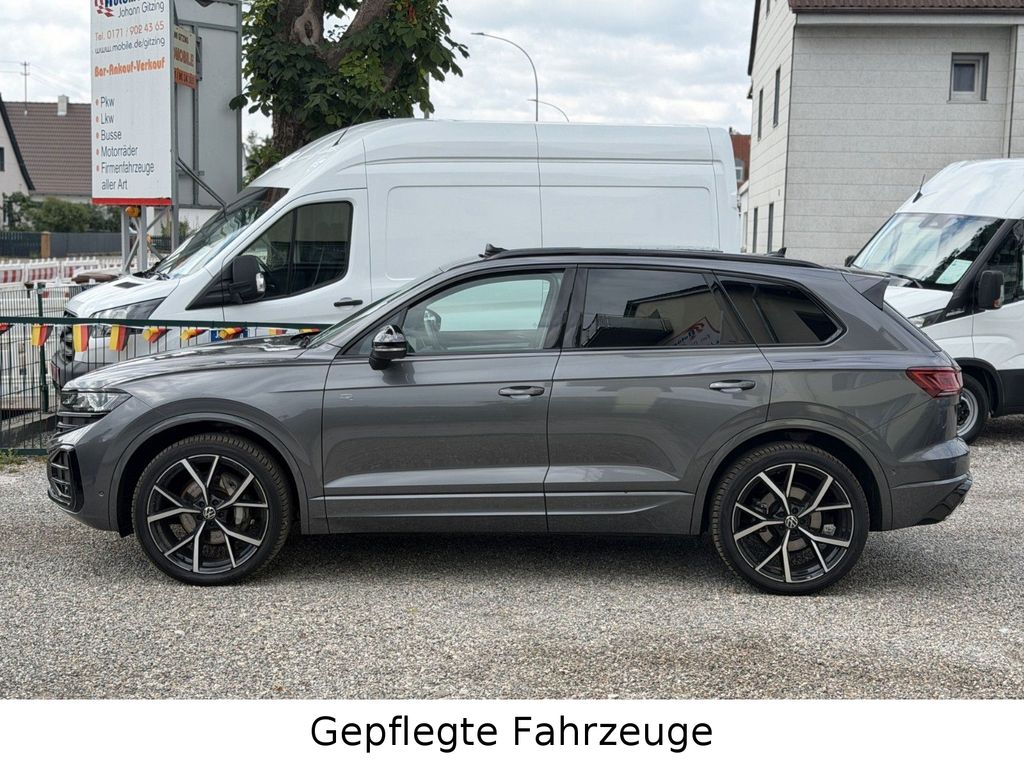 Volkswagen Touareg 2025 г. Серый, пробег 23990 км