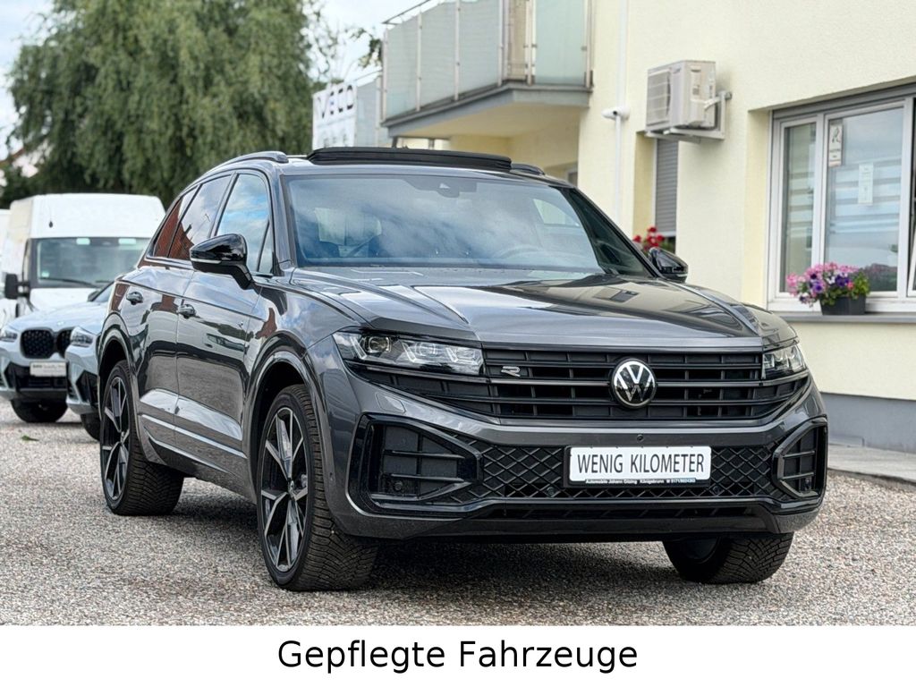 Volkswagen Touareg 2025 г. Серый, пробег 23990 км