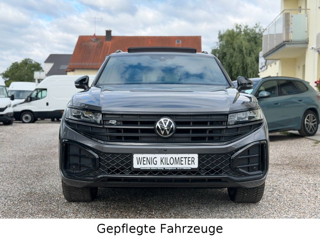 Volkswagen Touareg 2025 г. Серый, пробег 23990 км