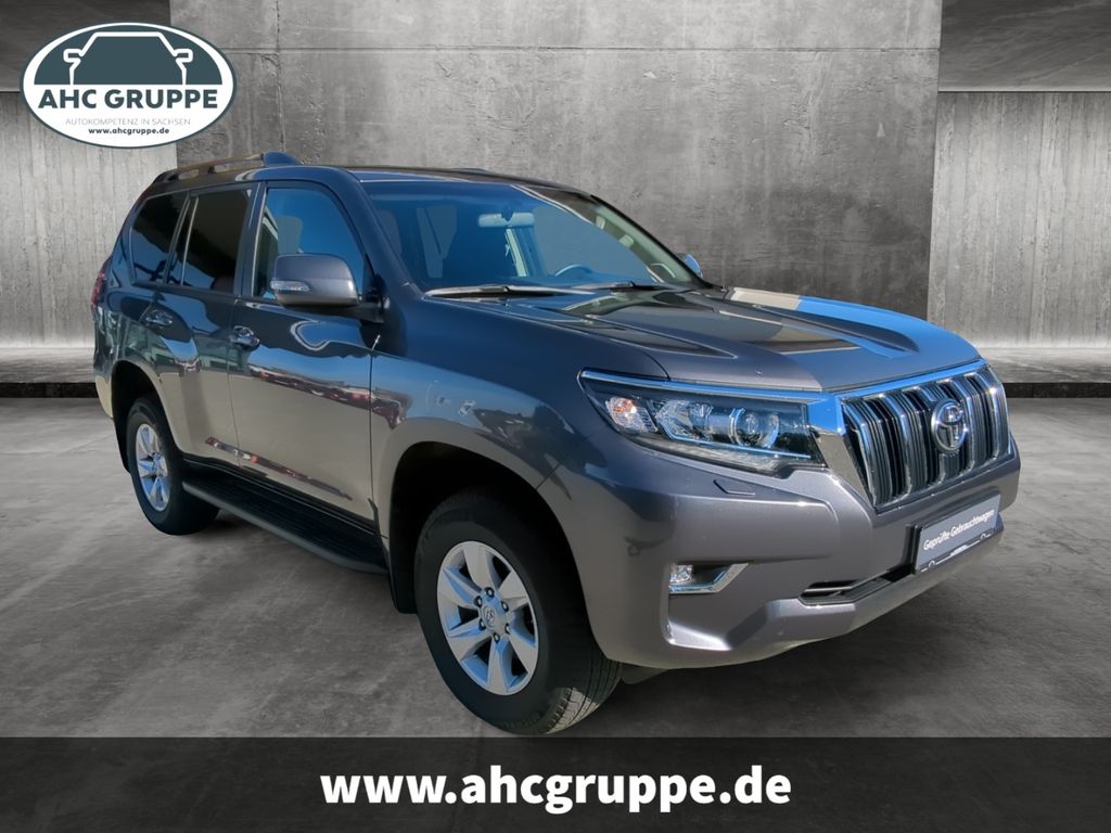 Toyota Land Cruiser 2022 г. Серый, пробег 30600 км