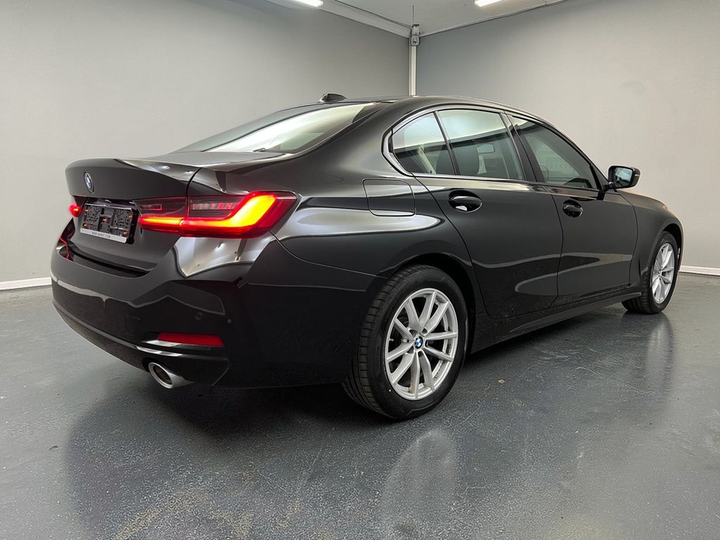 BMW 320 2023 г. Чёрный, пробег 58000 км