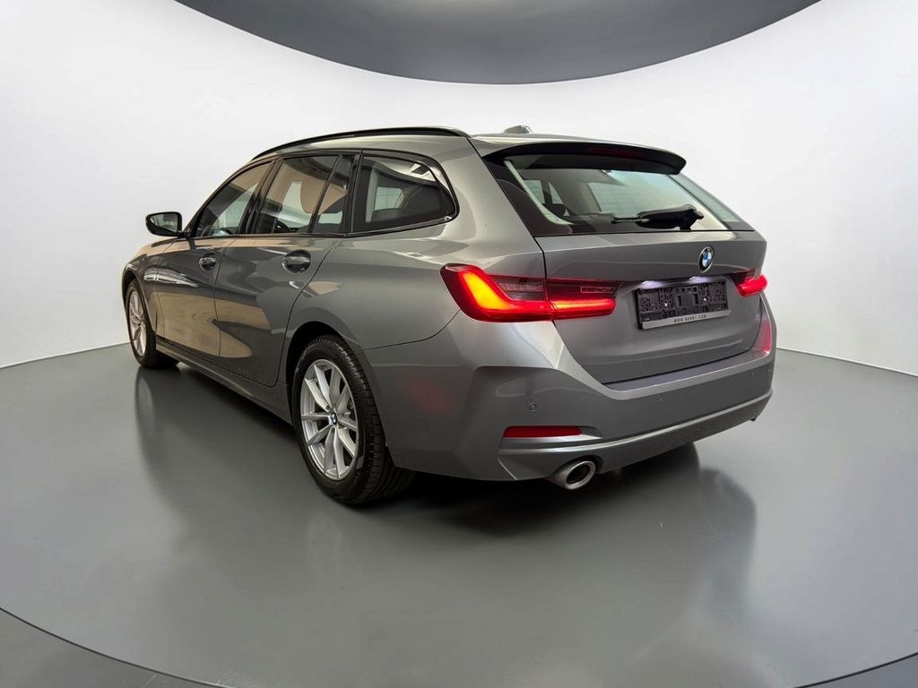BMW 320 2024 г. Серый, пробег 35000 км