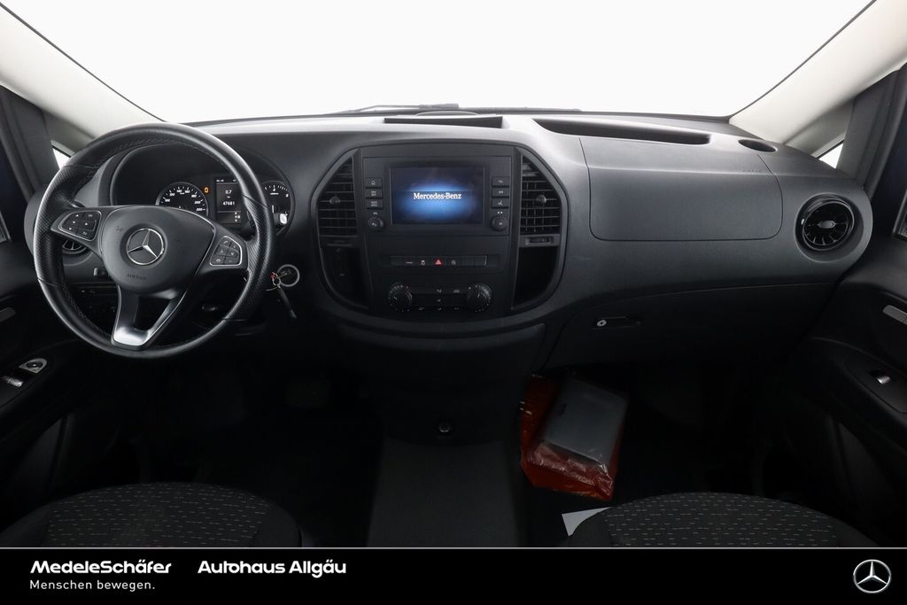 Mercedes-Benz Vito 2022 г. Синий, пробег 47680 км