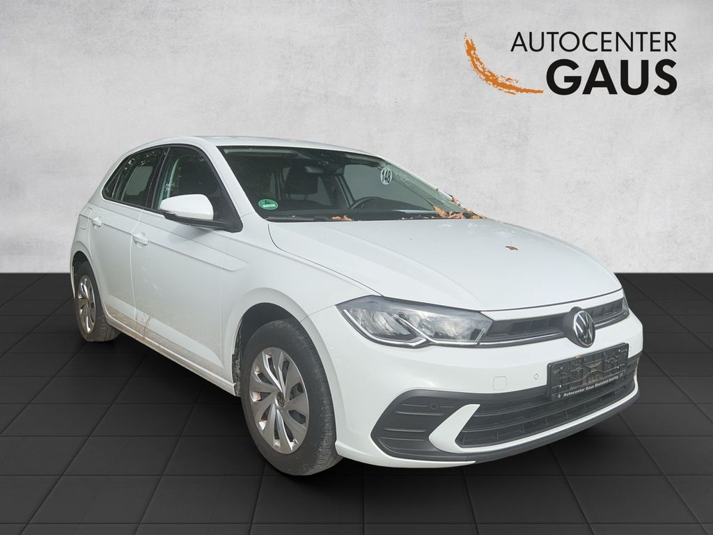 Volkswagen Polo 2023 г. Белый, пробег 18297 км