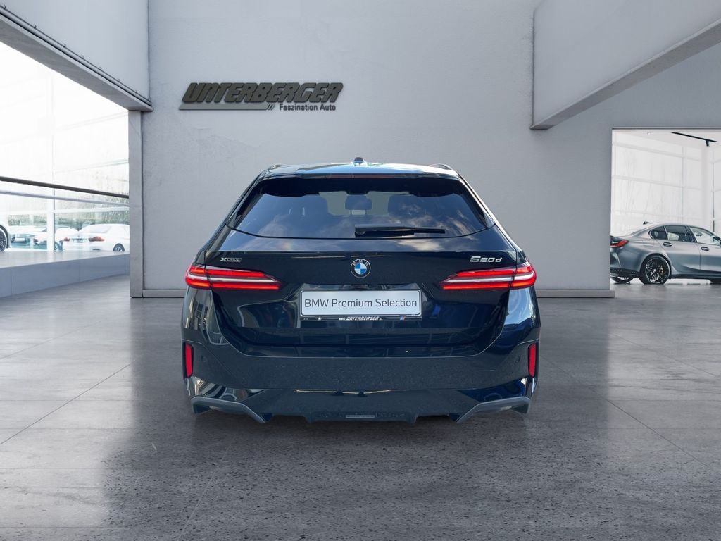 BMW 520 2026 г. Чёрный, пробег 15120 км