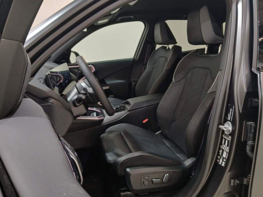 BMW X3 2026 г. Серый, пробег 13500 км