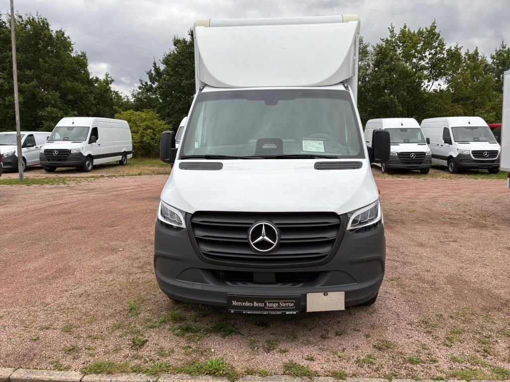 Mercedes-Benz SPRINTER 2025 г. Белый, пробег 32846 км