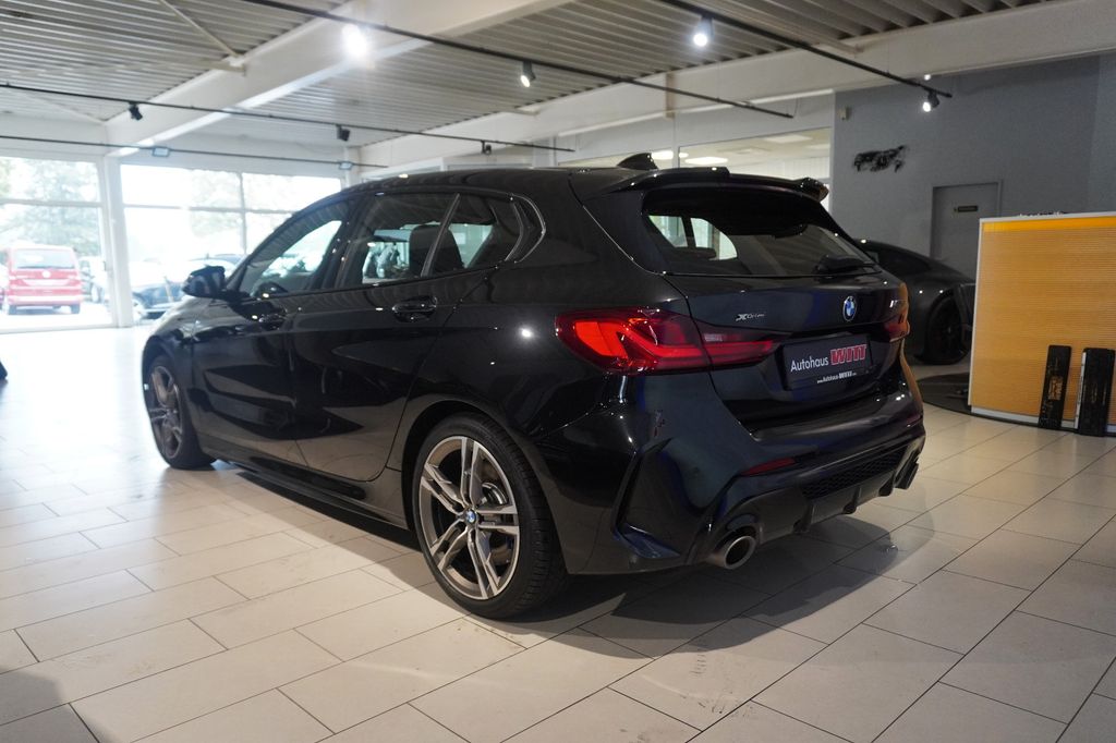 BMW M135 2022 г. Чёрный, пробег 38520 км