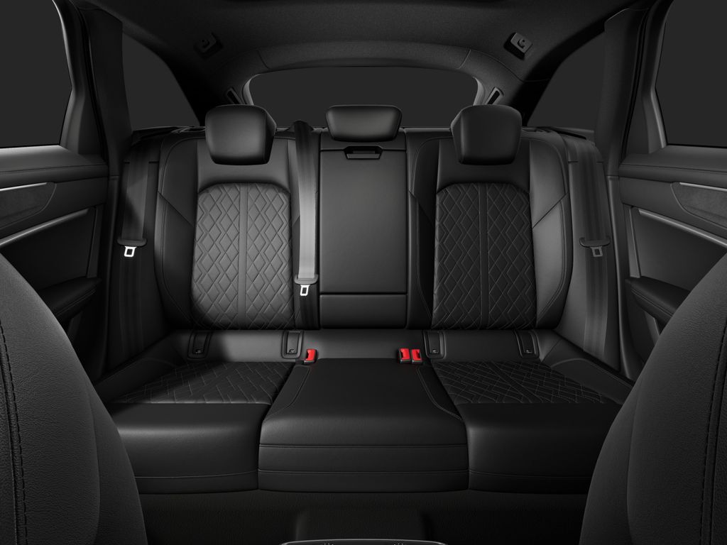 Audi S6 2025 г. Серебристый, пробег 13998 км