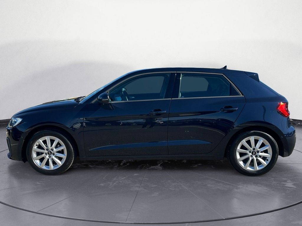 Audi A1 2022 г. Синий, пробег 22426 км