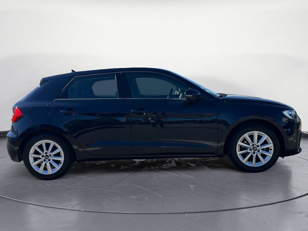 Audi A1 2022 г. Синий, пробег 22426 км