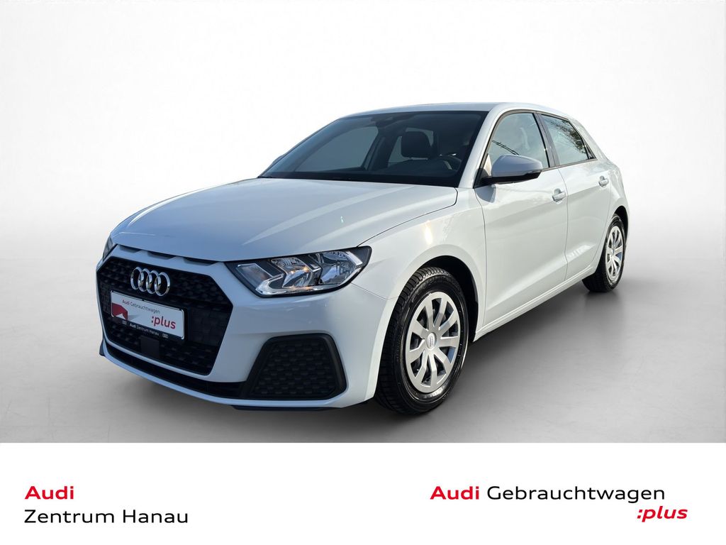 Audi A1 2022 г. Белый, пробег 35500 км