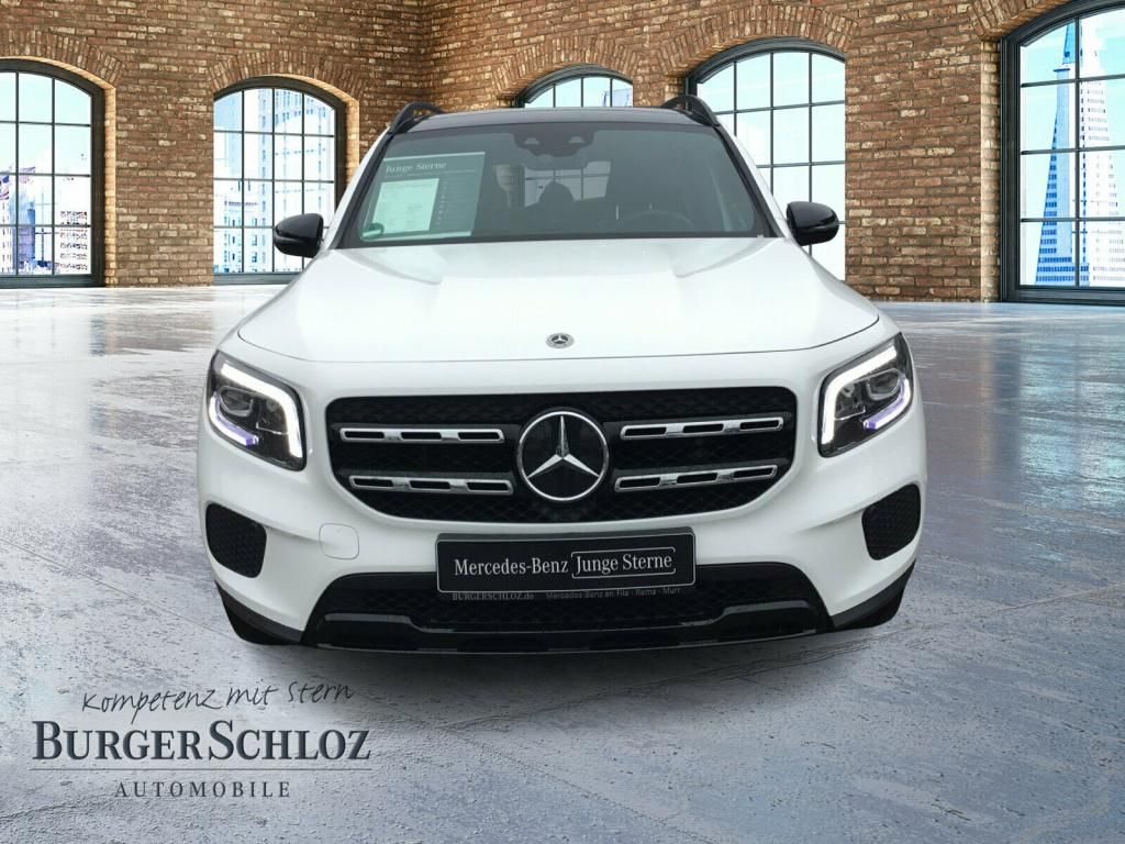 Mercedes-Benz GLB 200 2023 г. Белый, пробег 45275 км