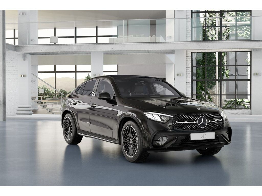 Mercedes-Benz GLC 300 2025 г. Чёрный, пробег 17000 км
