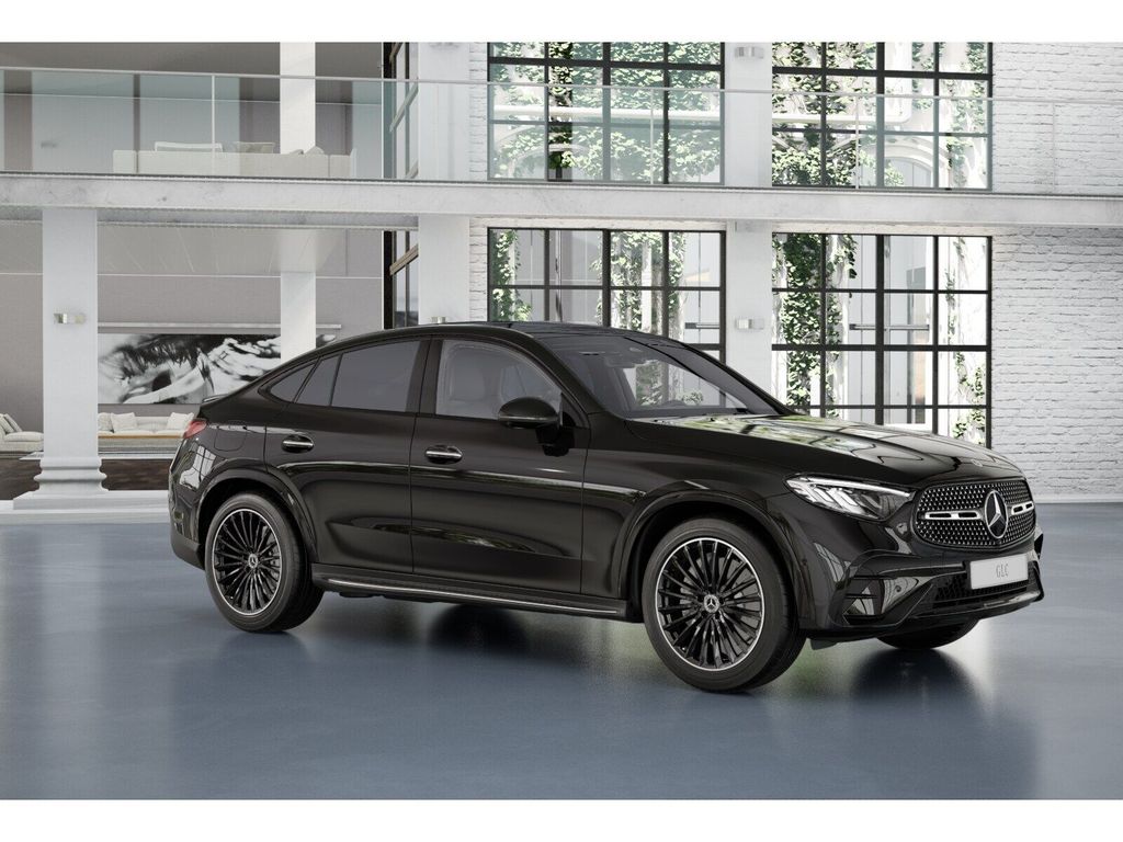 Mercedes-Benz GLC 300 2025 г. Чёрный, пробег 17000 км