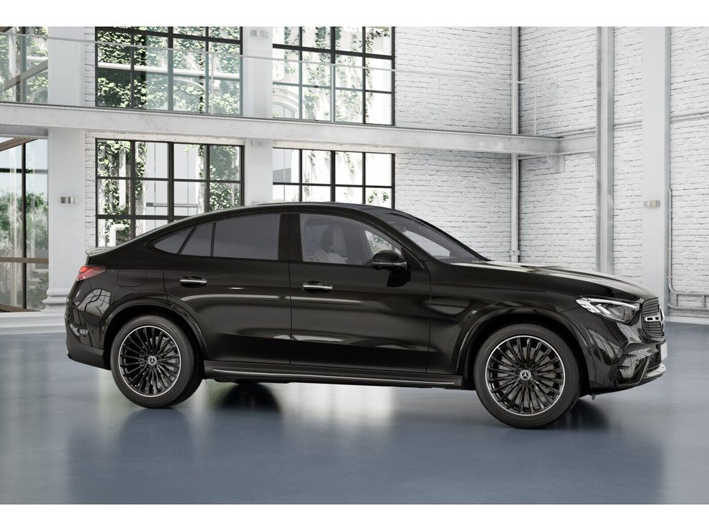 Mercedes-Benz GLC 300 2025 г. Чёрный, пробег 17000 км