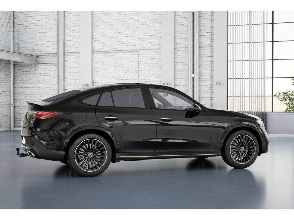 Mercedes-Benz GLC 300 2025 г. Чёрный, пробег 17000 км
