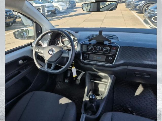 Volkswagen up! 2023 г. Белый, пробег 44842 км
