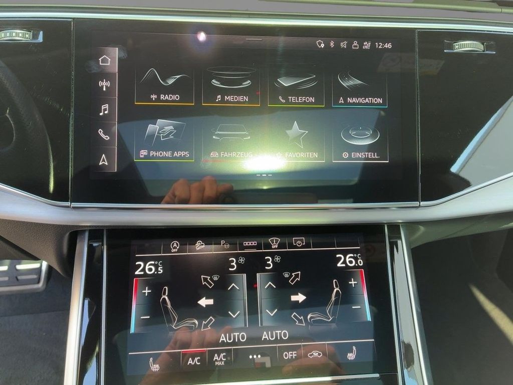 Audi Q8 2023 г. Серый, пробег 44113 км