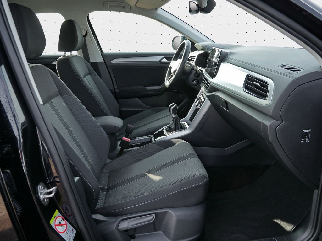 Volkswagen T-Roc 2024 г. Чёрный, пробег 56500 км