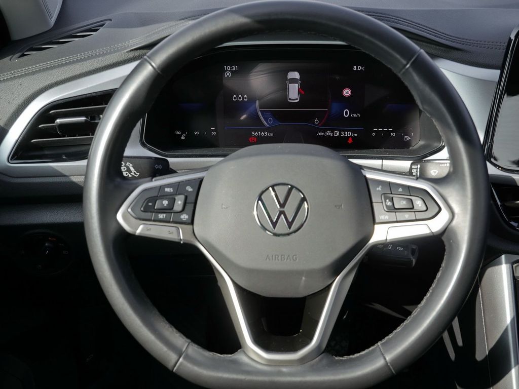 Volkswagen T-Roc 2024 г. Чёрный, пробег 56500 км
