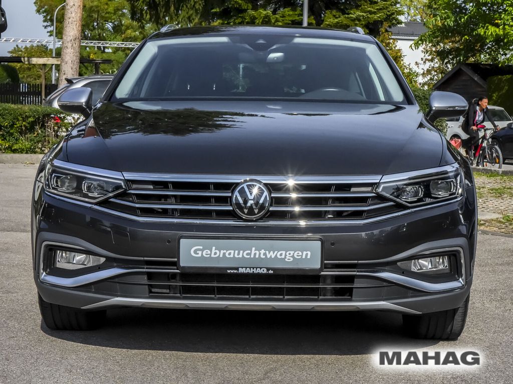 Volkswagen PASSAT ALLTRACK 2023 г. Серый, пробег 32243 км