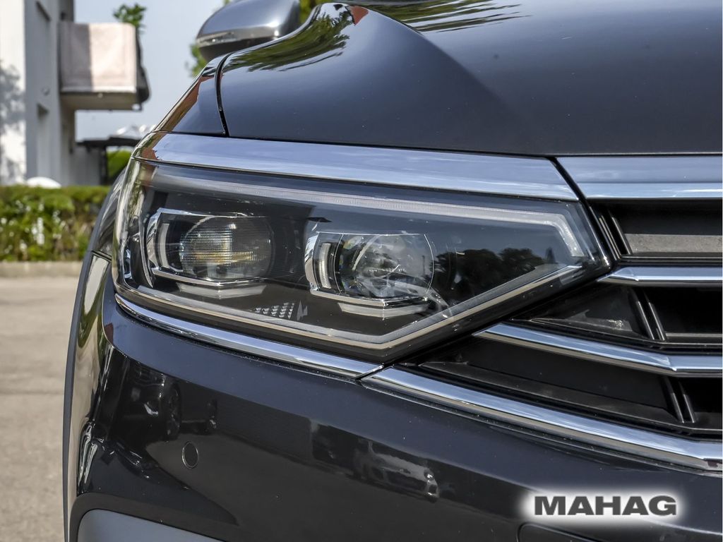 Volkswagen PASSAT ALLTRACK 2023 г. Серый, пробег 32243 км