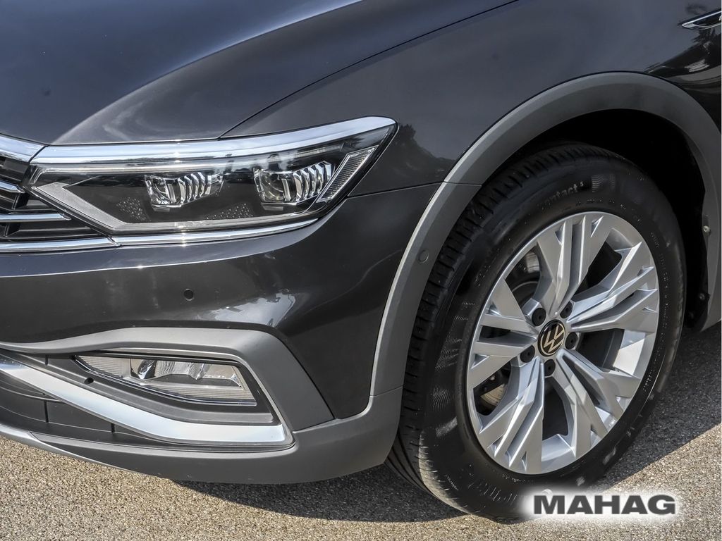 Volkswagen PASSAT ALLTRACK 2023 г. Серый, пробег 32243 км