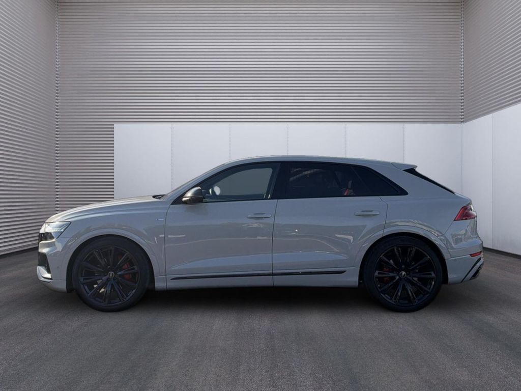 Audi Q8 2023 г. Бежевый, пробег 57750 км