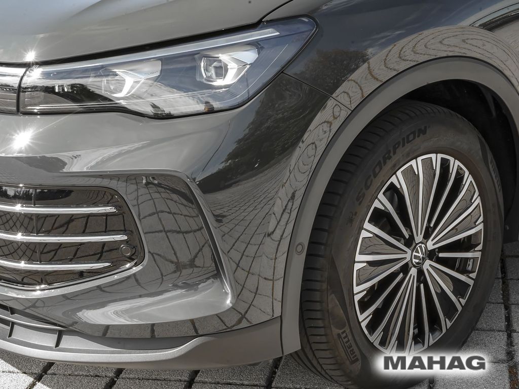 Volkswagen Tiguan 2024 г. Серый, пробег 21815 км