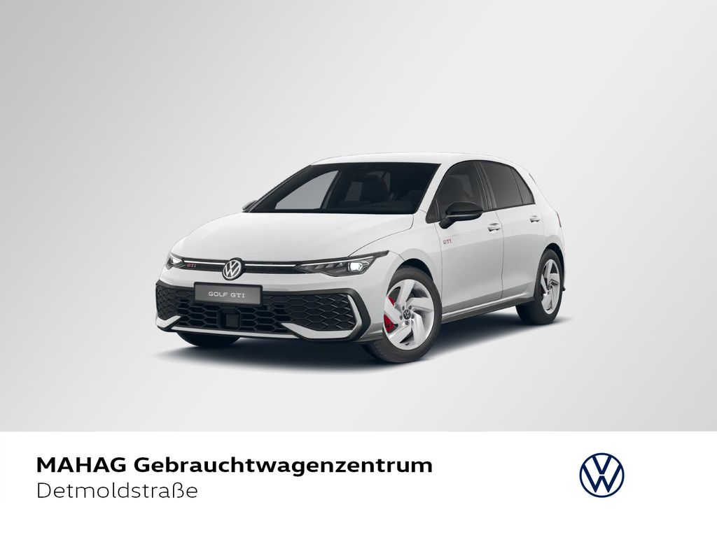 Volkswagen Golf 2024 г. Белый, пробег 18353 км