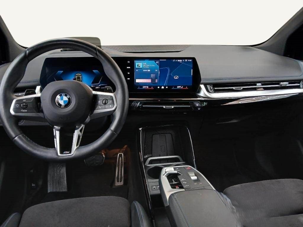 BMW 218 ACTIVE TOURER 2025 г. Зелёный, пробег 31900 км
