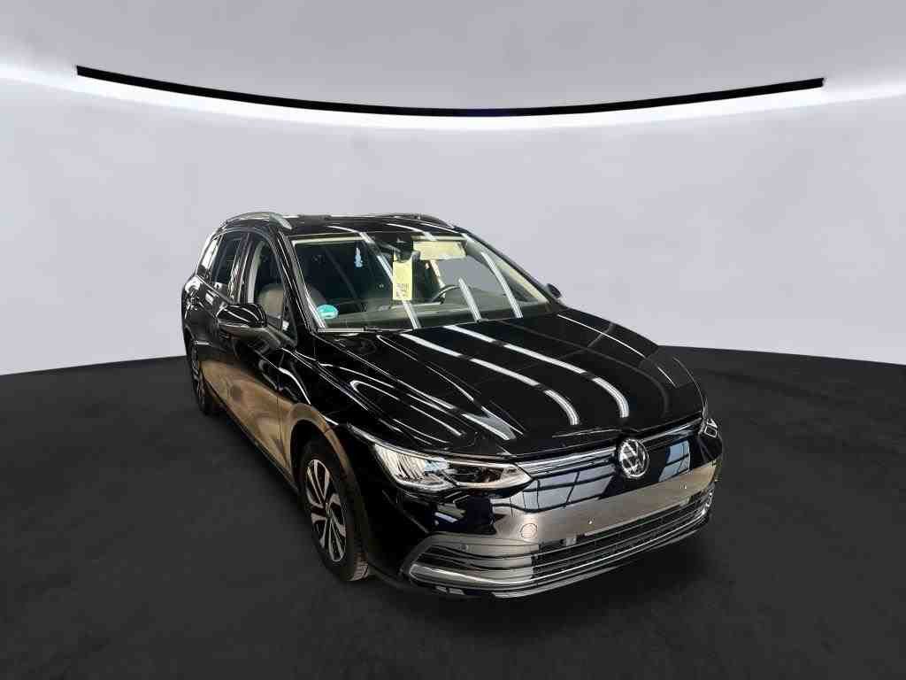 Volkswagen Golf 2023 г. Чёрный, пробег 60000 км